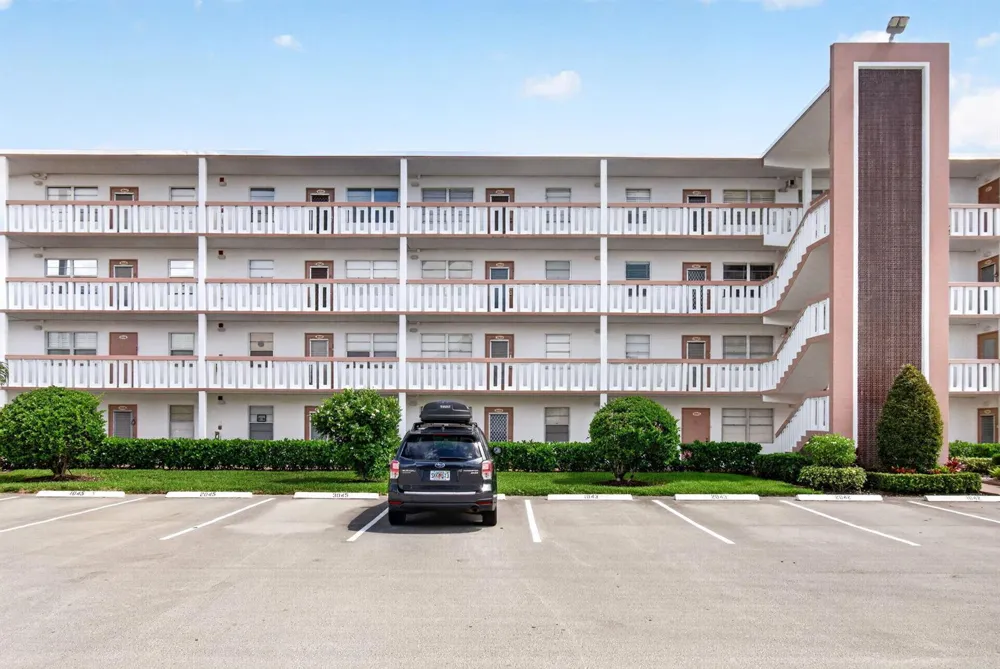 4044 WOLVERTON C Boca Raton, FL 33434