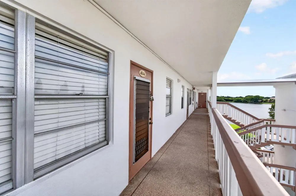 4044 WOLVERTON C Boca Raton, FL 33434