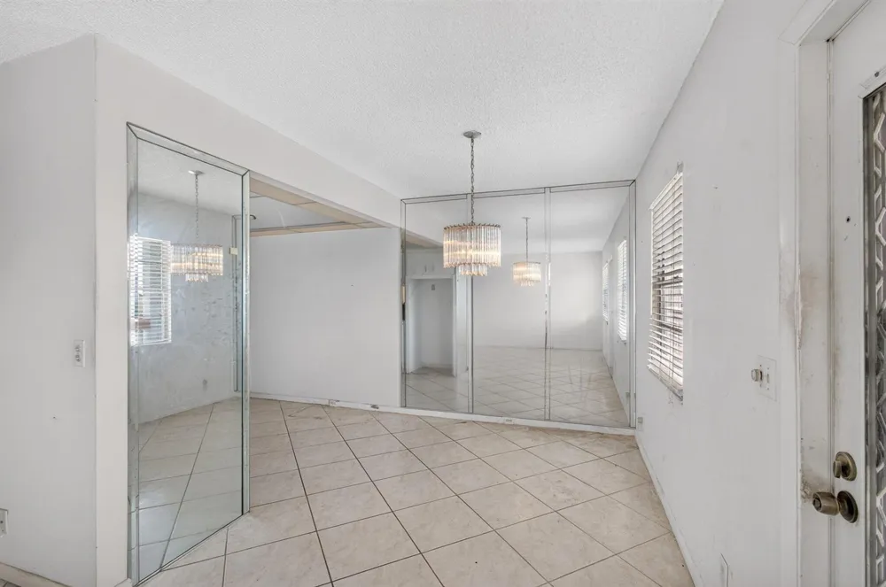 4044 WOLVERTON C Boca Raton, FL 33434