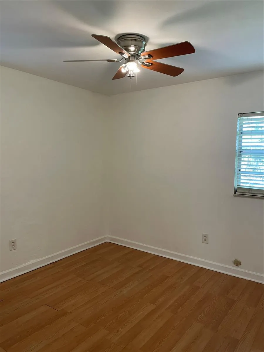 10206 24TH STREET Tampa, FL 33612