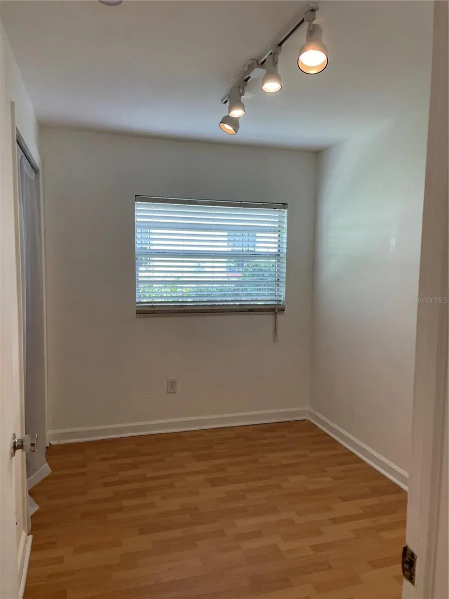 10206 24TH STREET Tampa, FL 33612