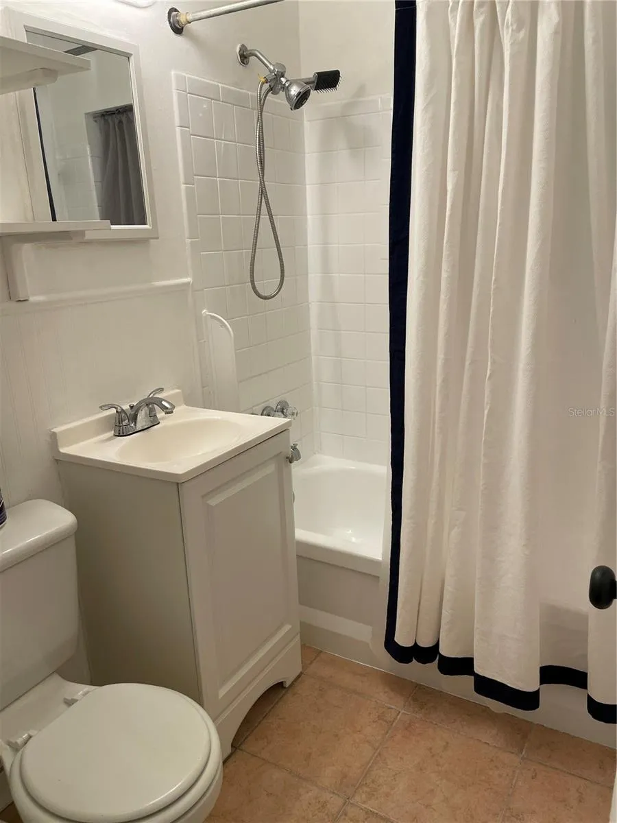 10206 24TH STREET Tampa, FL 33612