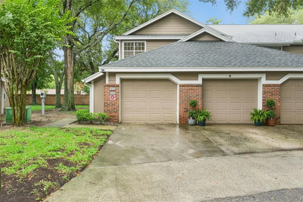 683 POST OAK CIRCLE #105 Altamonte Springs, FL 32701