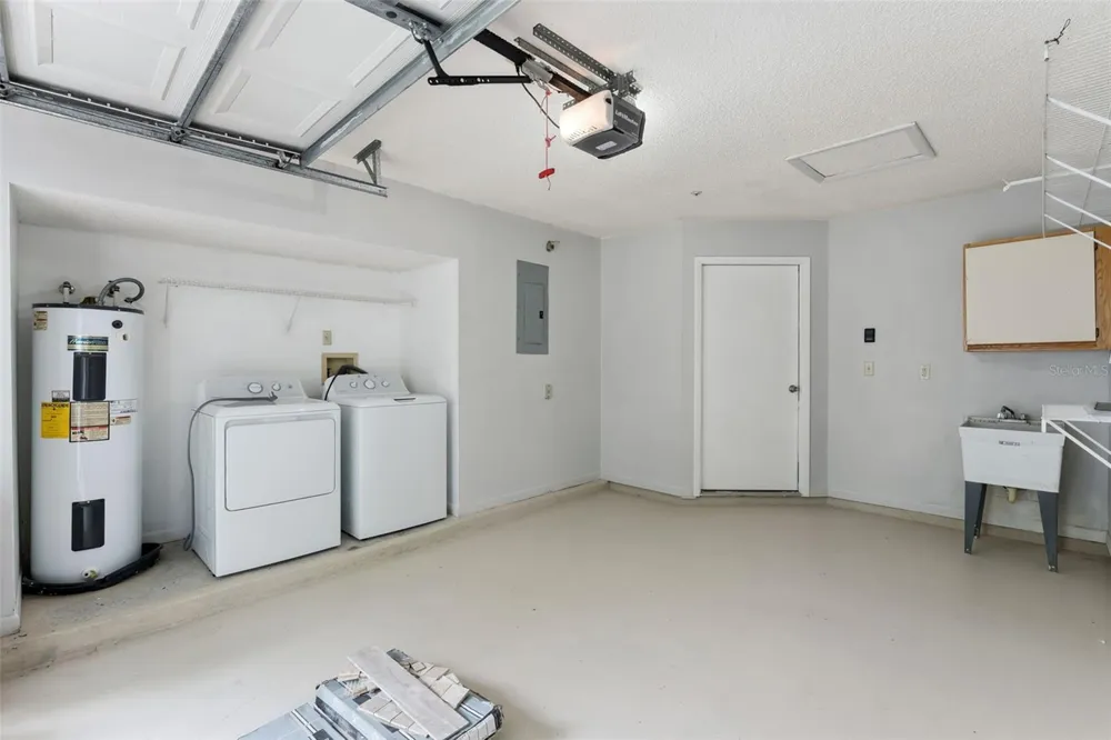 683 POST OAK CIRCLE #105 Altamonte Springs, FL 32701