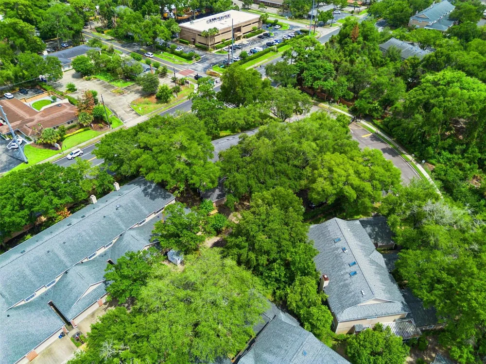 683 POST OAK CIRCLE #105 Altamonte Springs, FL 32701