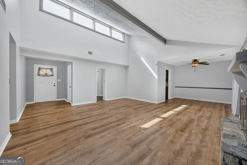 5805 Vernier DR SW Atlanta, GA 30349
