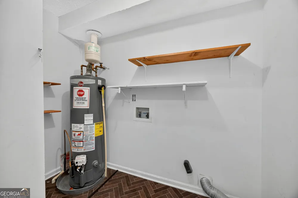 5805 Vernier DR SW Atlanta, GA 30349