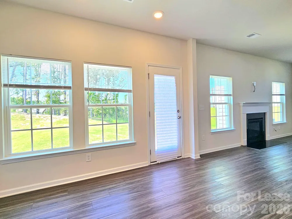 15704 Capps Road Charlotte, NC 28278