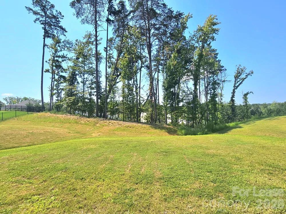 15704 Capps Road Charlotte, NC 28278