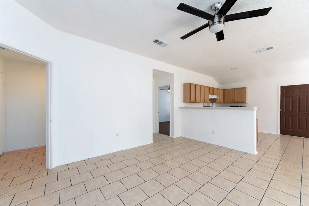 2428 Summit Lane Dallas, TX 75227