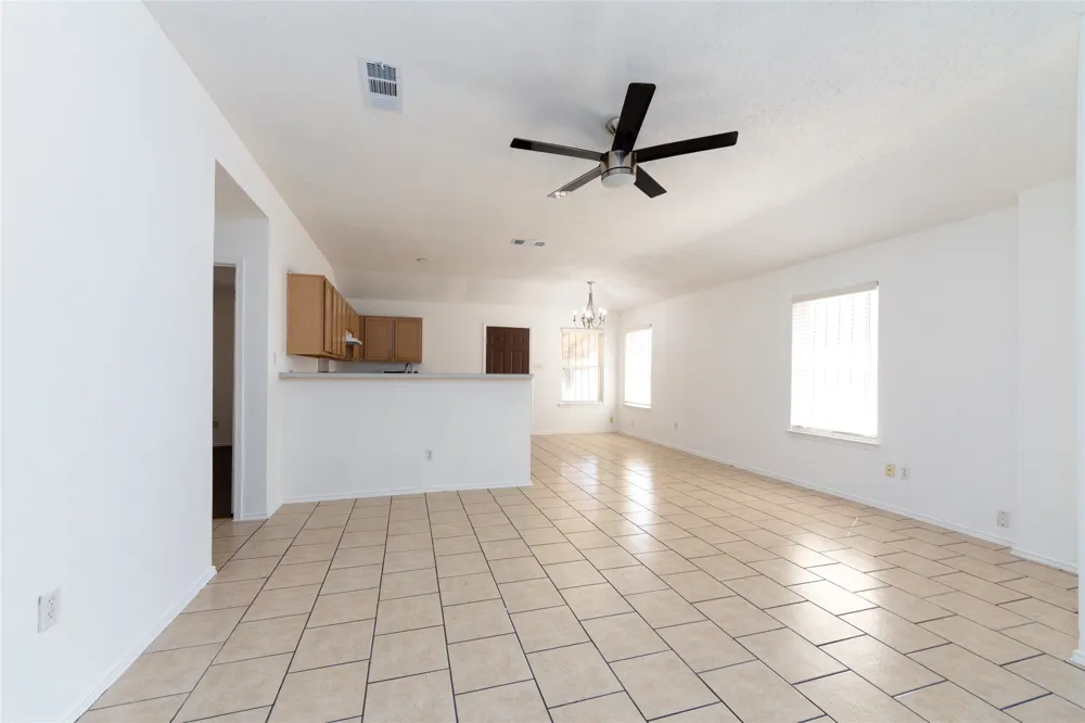 2428 Summit Lane Dallas, TX 75227