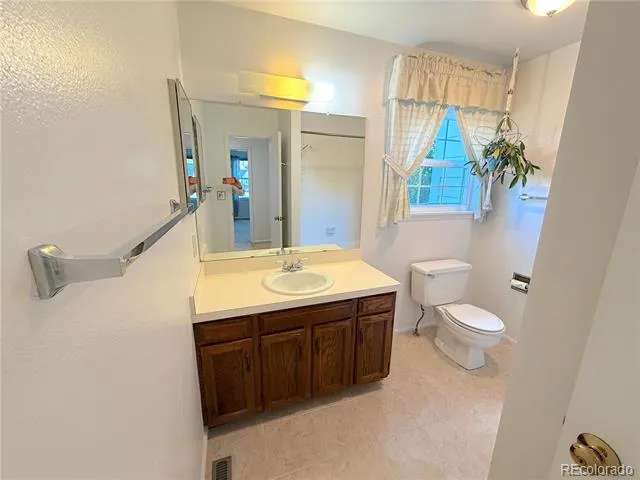 9114 W Progress Avenue Littleton, CO 80123