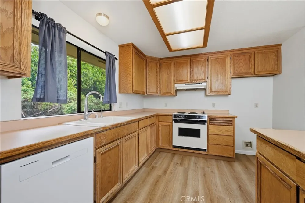 17312 Greenridge Hidden Valley Lake, CA 95467