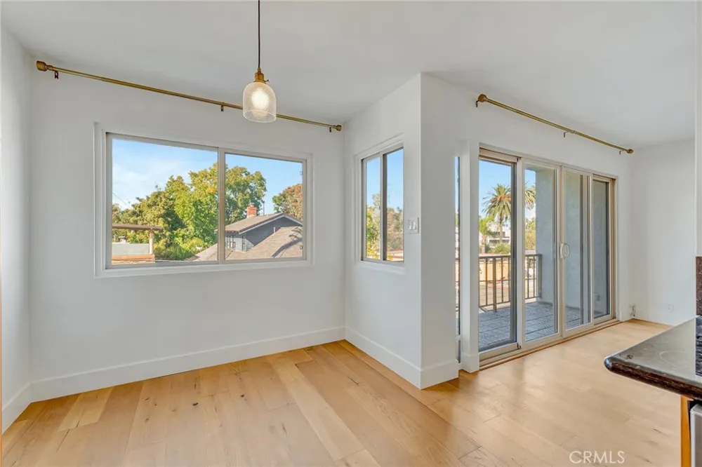 3707 E Livingston #306 Long Beach, CA 90803