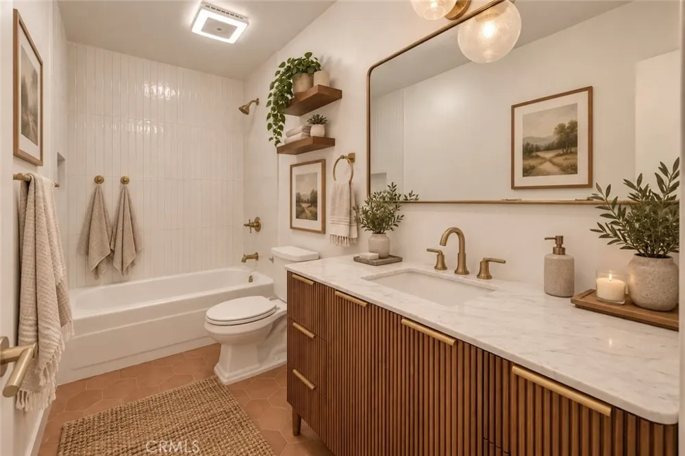 3707 E Livingston #306 Long Beach, CA 90803