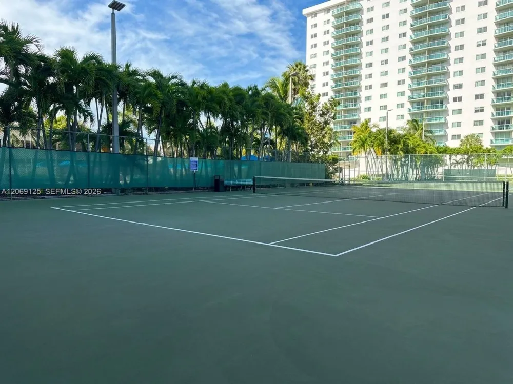 19370 Collins Ave #1627 Sunny Isles Beach, FL 33160