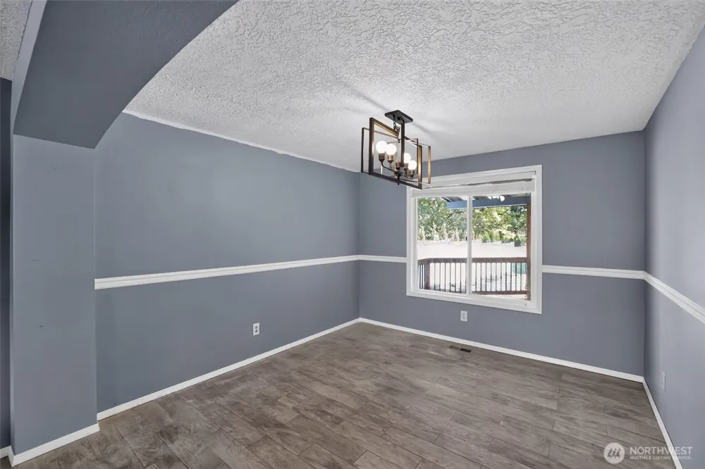 2019 SE 160th Place Vancouver, WA 98683