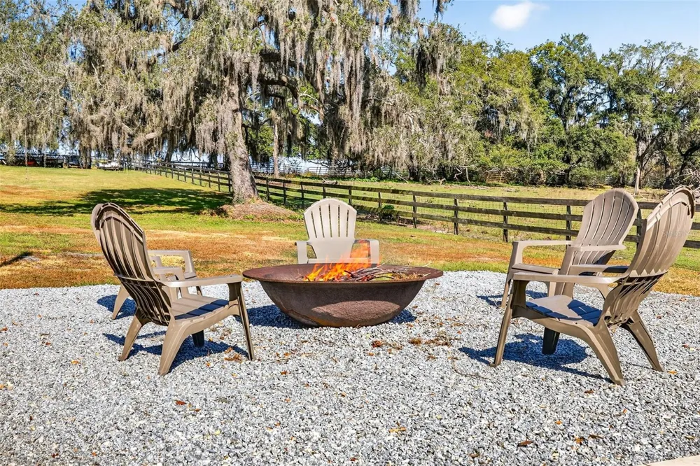 32103 RUSTY CREEK TRAIL Dade City, FL 33525