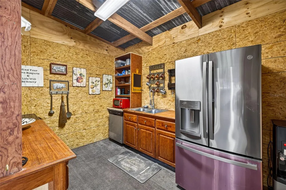 32103 RUSTY CREEK TRAIL Dade City, FL 33525