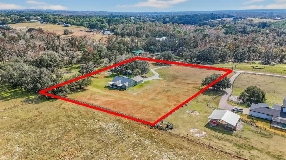 32103 RUSTY CREEK TRAIL Dade City, FL 33525