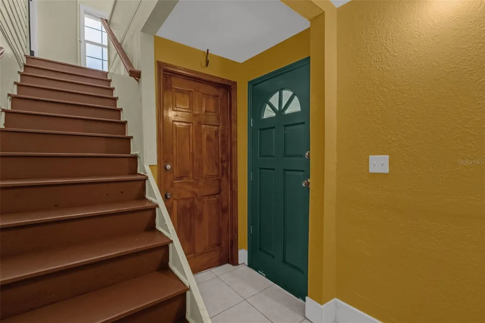 1232 E LIVINGSTON STREET Orlando, FL 32803