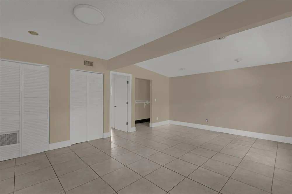 1232 E LIVINGSTON STREET Orlando, FL 32803