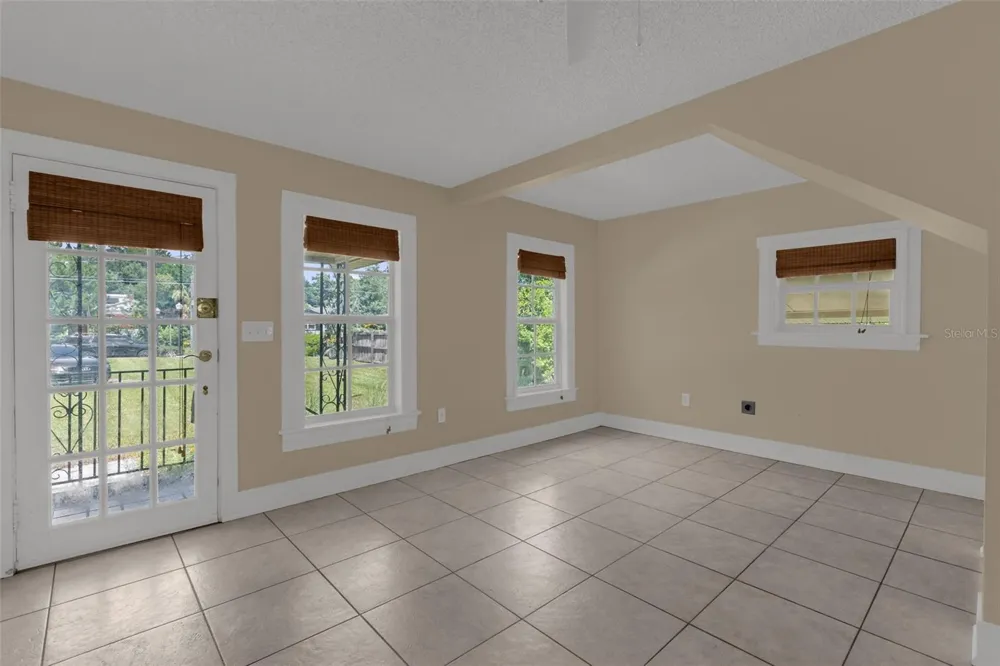 1232 E LIVINGSTON STREET Orlando, FL 32803