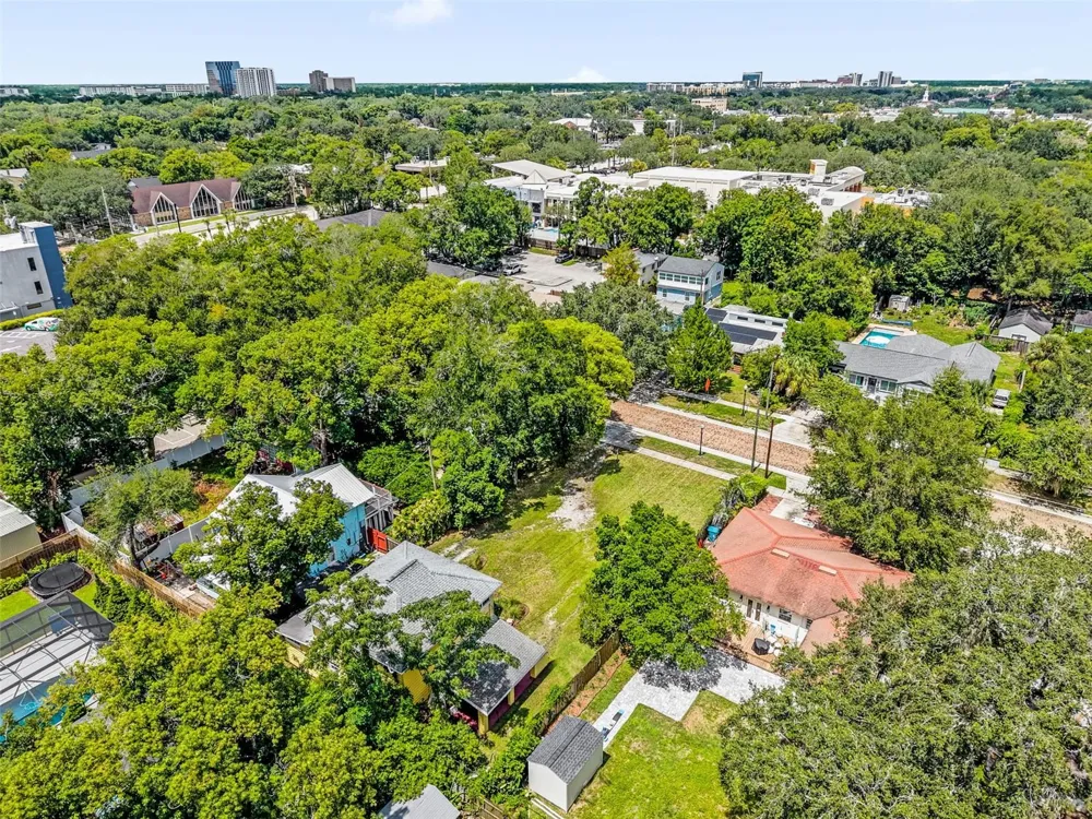 1232 E LIVINGSTON STREET Orlando, FL 32803