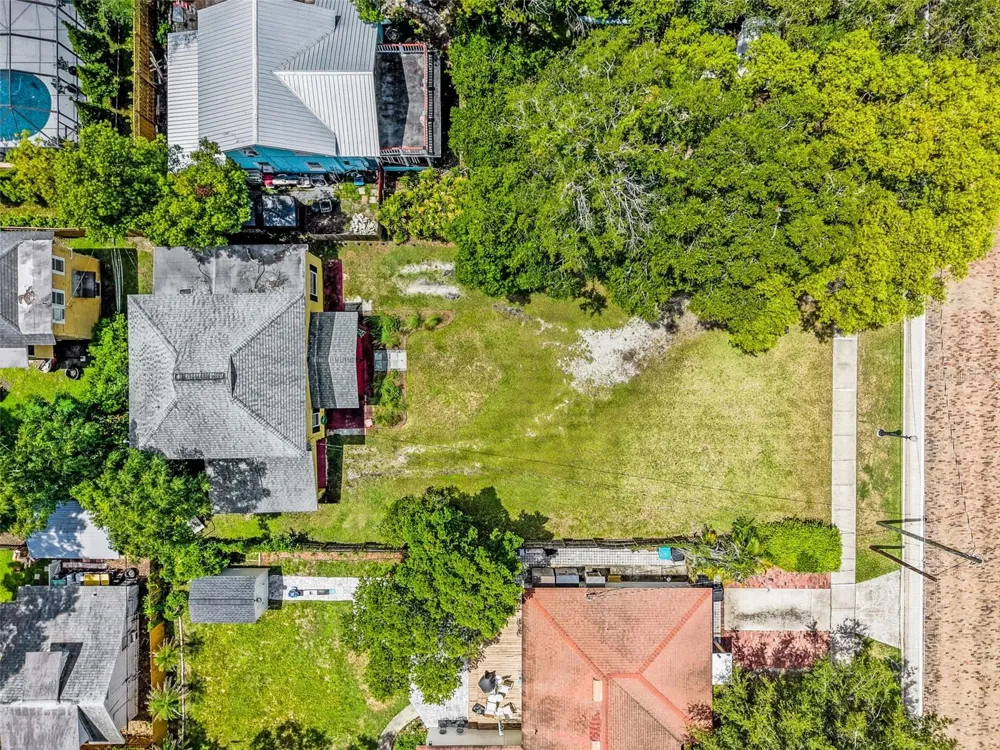 1232 E LIVINGSTON STREET Orlando, FL 32803