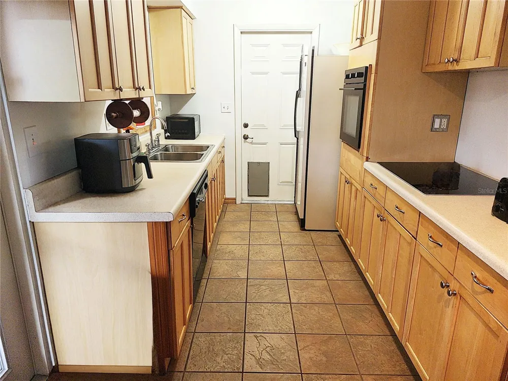 73 S LINCOLN AVENUE Beverly Hills, FL 34465