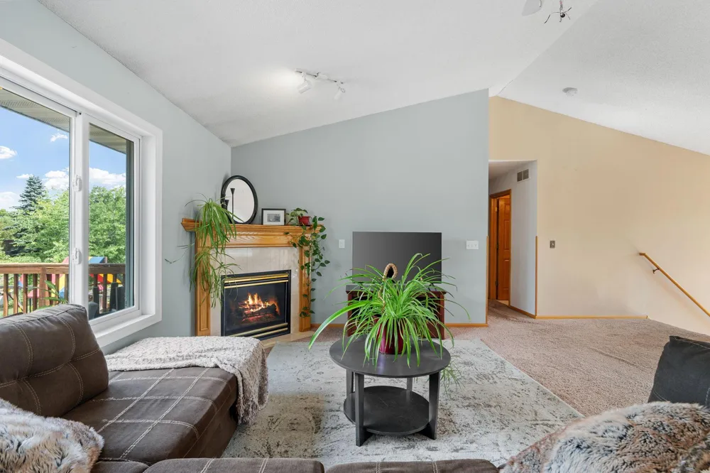 18566 96th Place Maple Grove, MN 55311