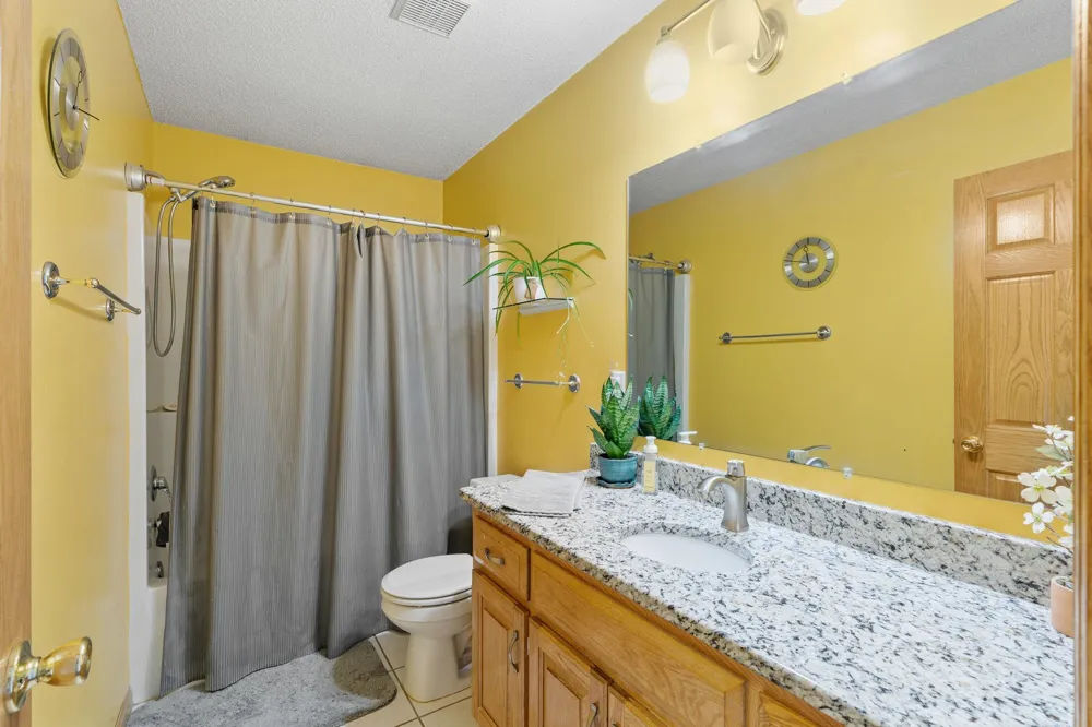 18566 96th Place Maple Grove, MN 55311