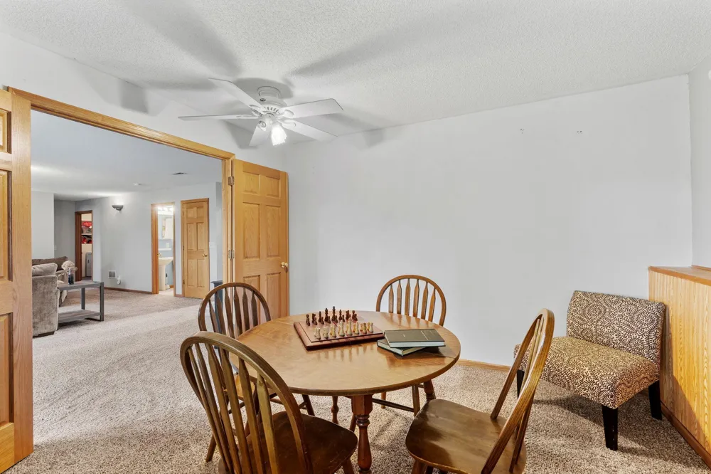 18566 96th Place Maple Grove, MN 55311