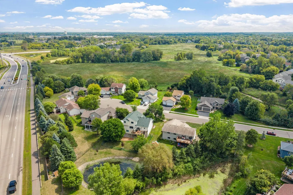 18566 96th Place Maple Grove, MN 55311