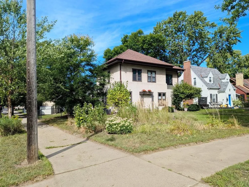 5644 12th Avenue S Minneapolis, MN 55417