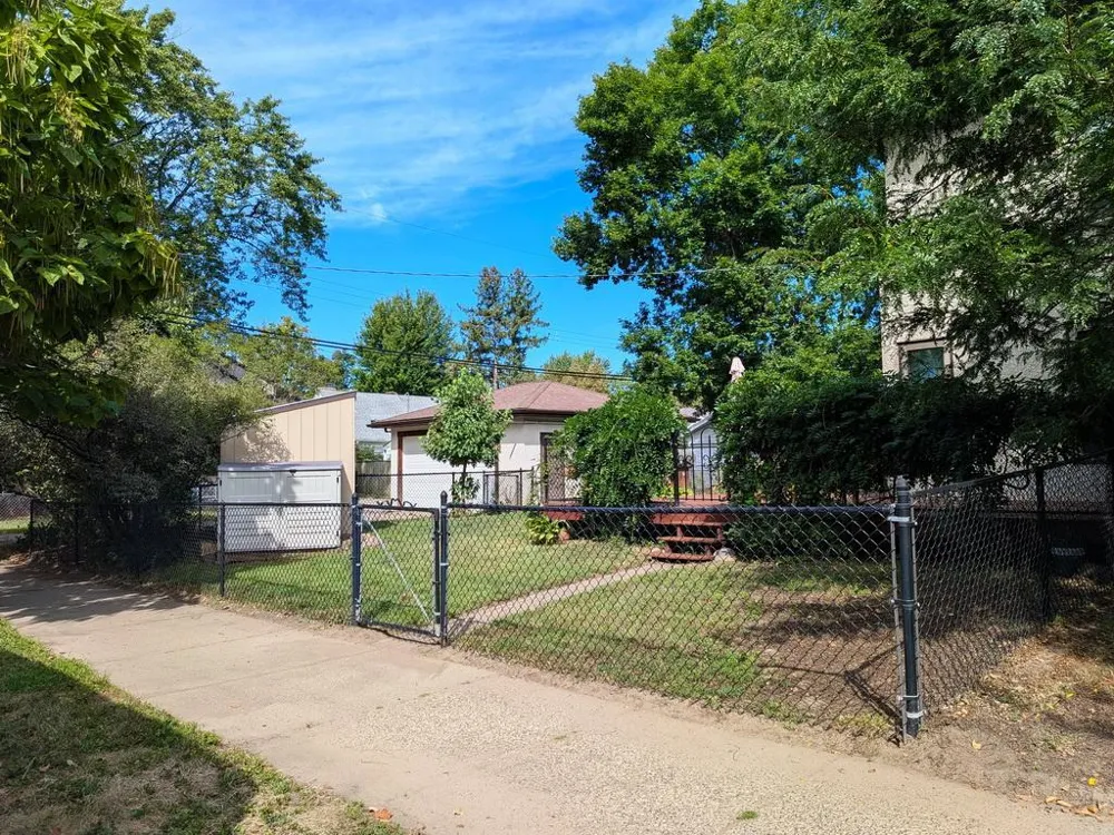 5644 12th Avenue S Minneapolis, MN 55417