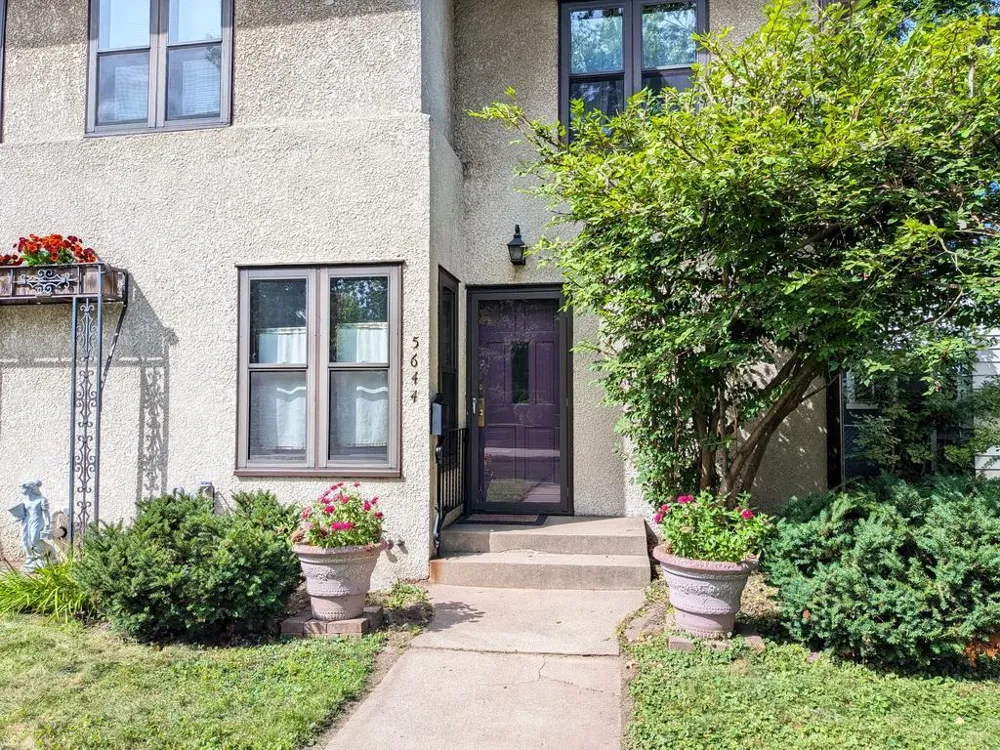 5644 12th Avenue S Minneapolis, MN 55417