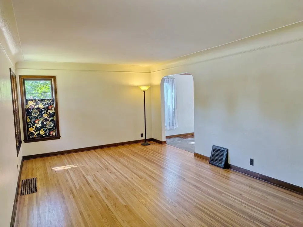 5644 12th Avenue S Minneapolis, MN 55417