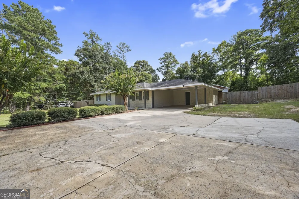 145 Wall Street Warner Robins, GA 31088