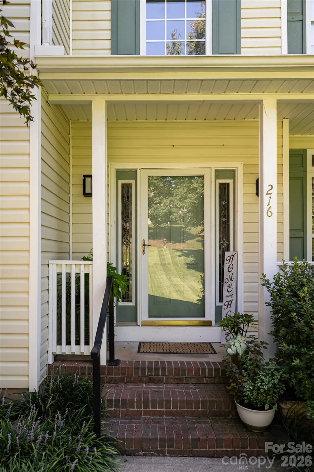 216 Holly Lane Greer, SC 29651