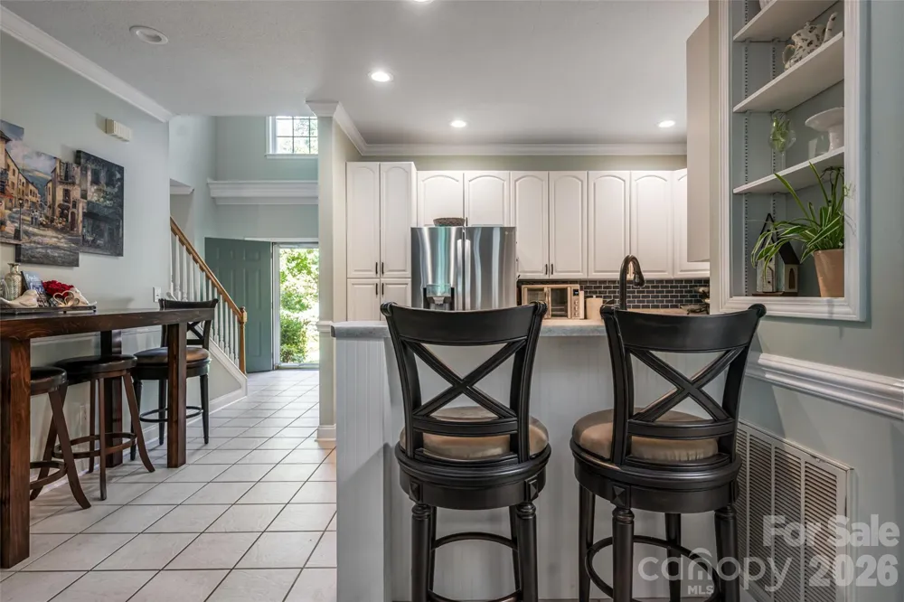 216 Holly Lane Greer, SC 29651