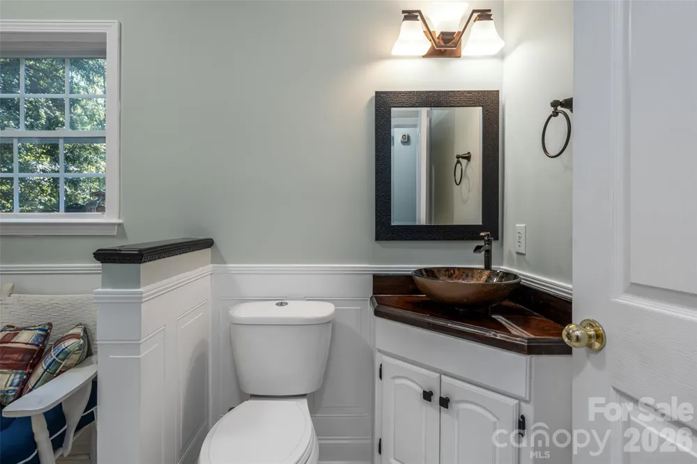 216 Holly Lane Greer, SC 29651