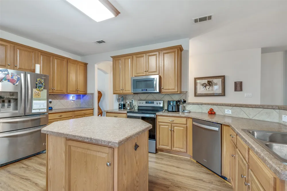 3018 Ashlawn Court Midlothian, TX 76065