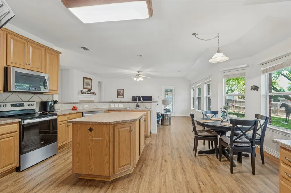 3018 Ashlawn Court Midlothian, TX 76065