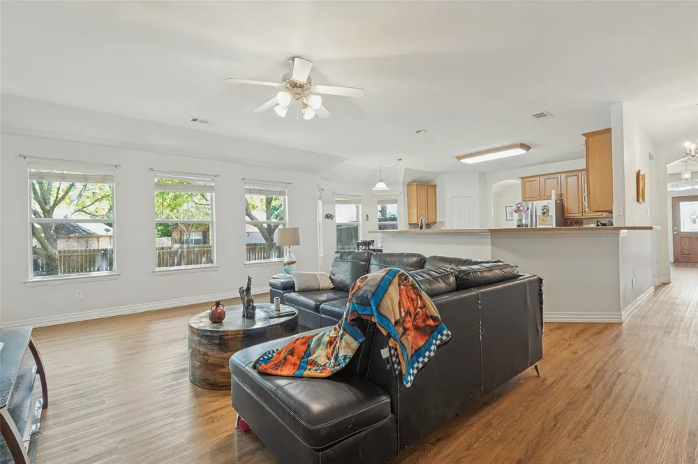 3018 Ashlawn Court Midlothian, TX 76065