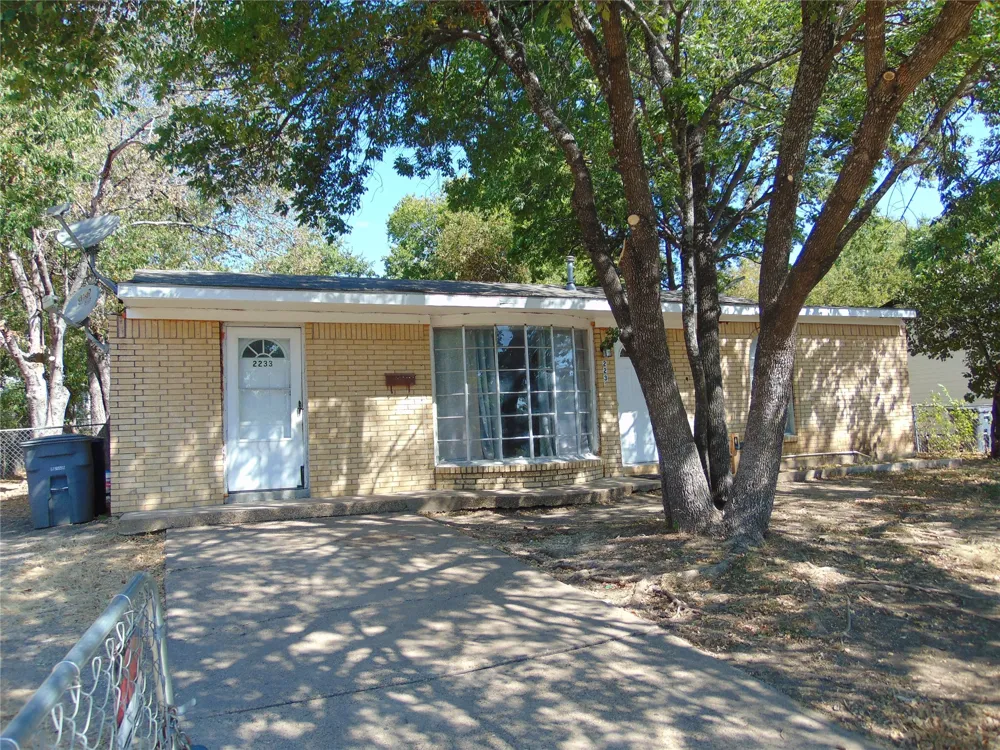 2233 Talco Drive Dallas, TX 75241