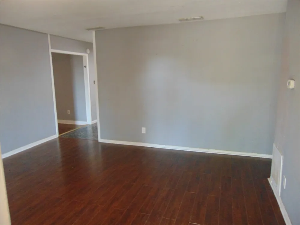 2233 Talco Drive Dallas, TX 75241