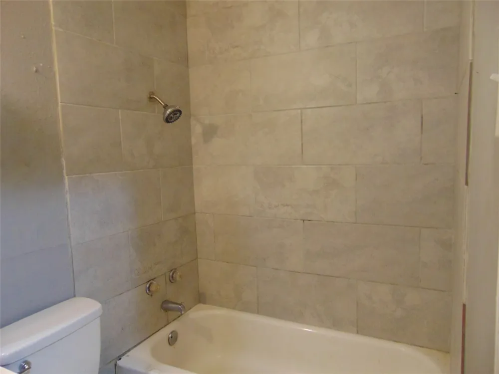 2233 Talco Drive Dallas, TX 75241
