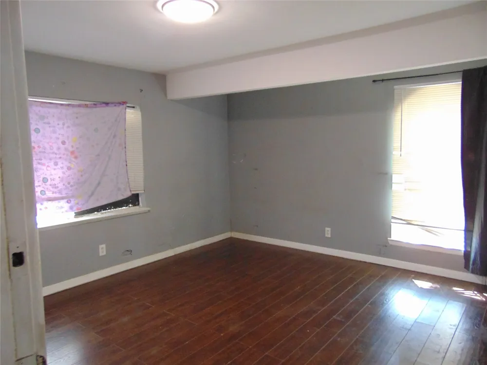 2233 Talco Drive Dallas, TX 75241