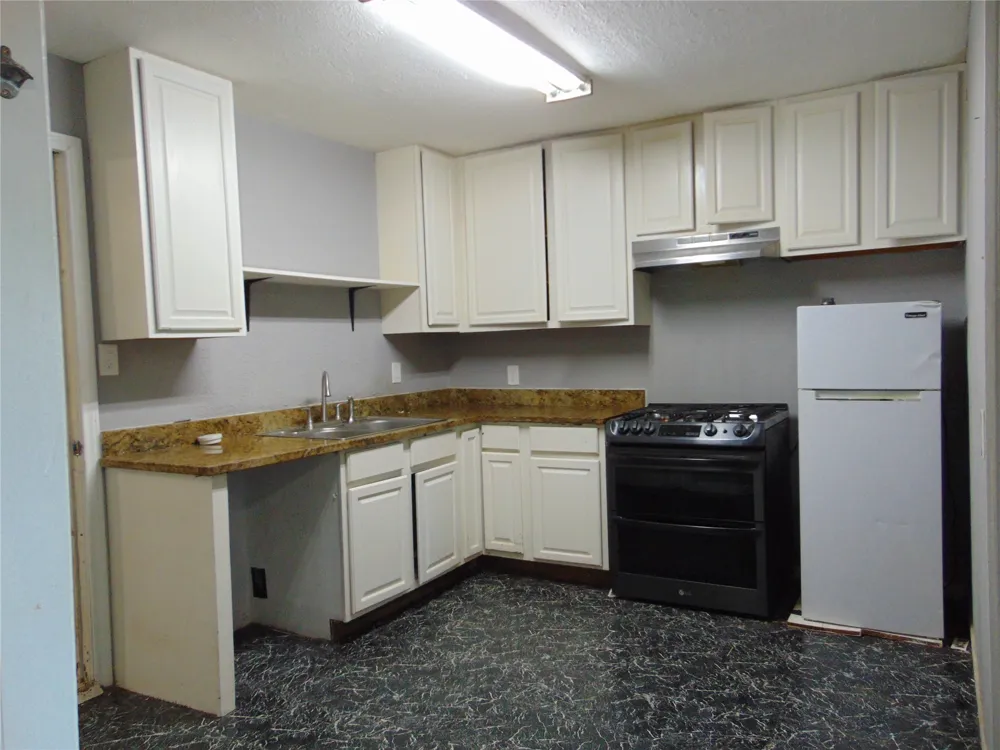 2233 Talco Drive Dallas, TX 75241